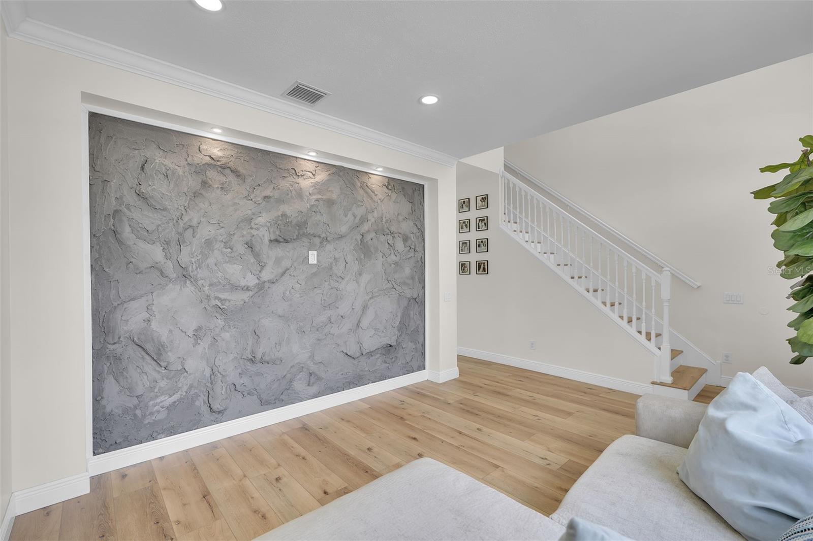 1250 LORETTO CIR — photo 10