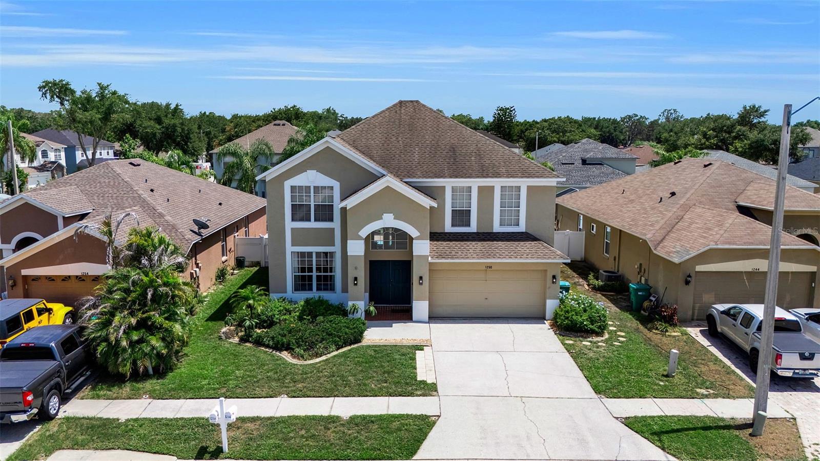 1250 LORETTO CIR — photo 58