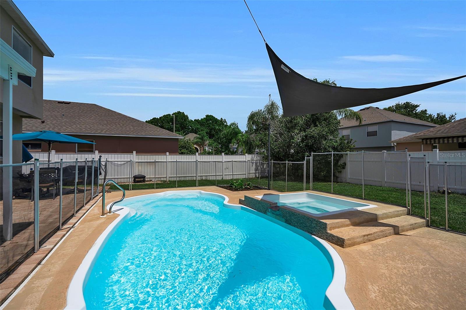 1250 LORETTO CIR — photo 49