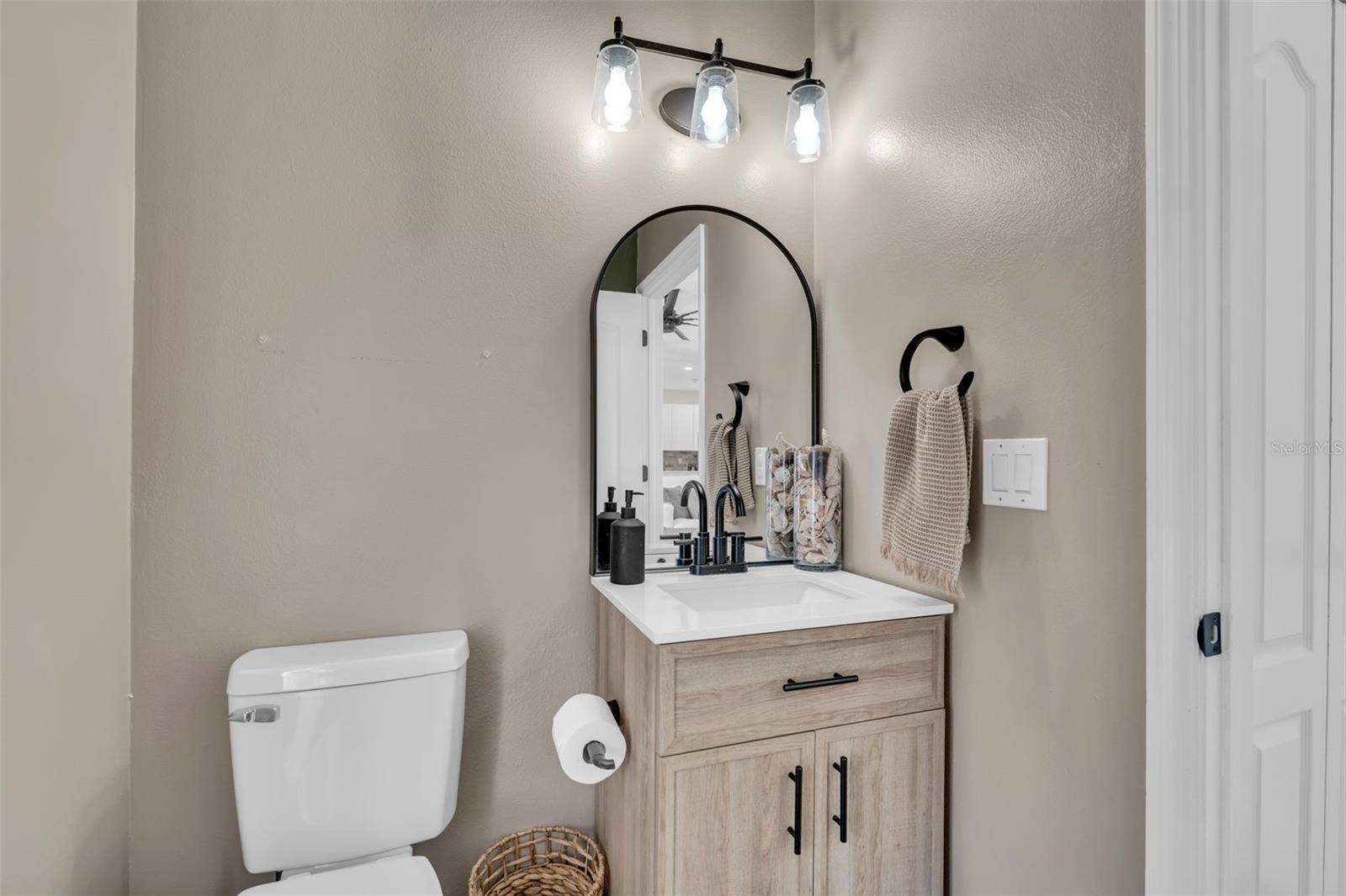 1250 LORETTO CIR — photo 25