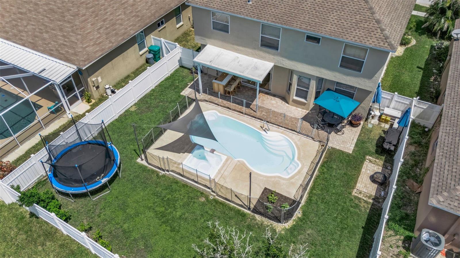 1250 LORETTO CIR — photo 61