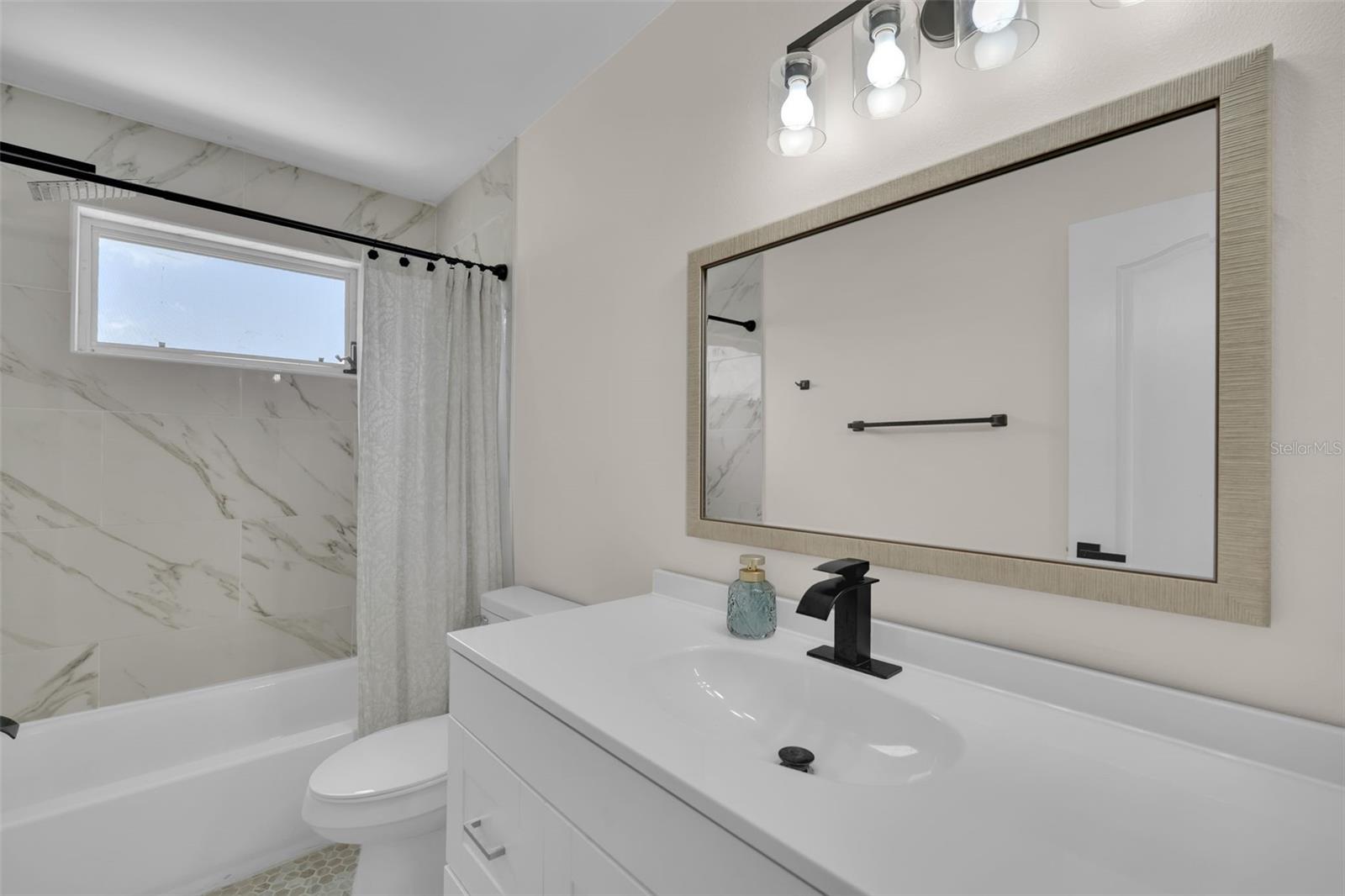 1250 LORETTO CIR — photo 42