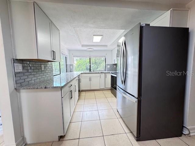 3438 MOOG RD — photo 25