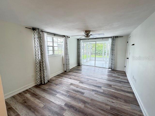 3438 MOOG RD — photo 23