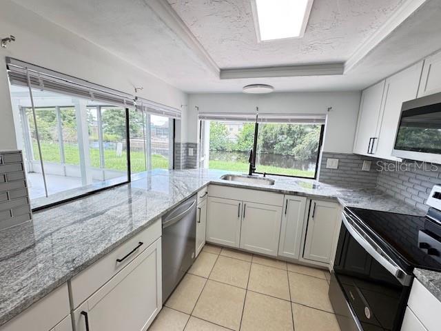 3438 MOOG RD — photo 27