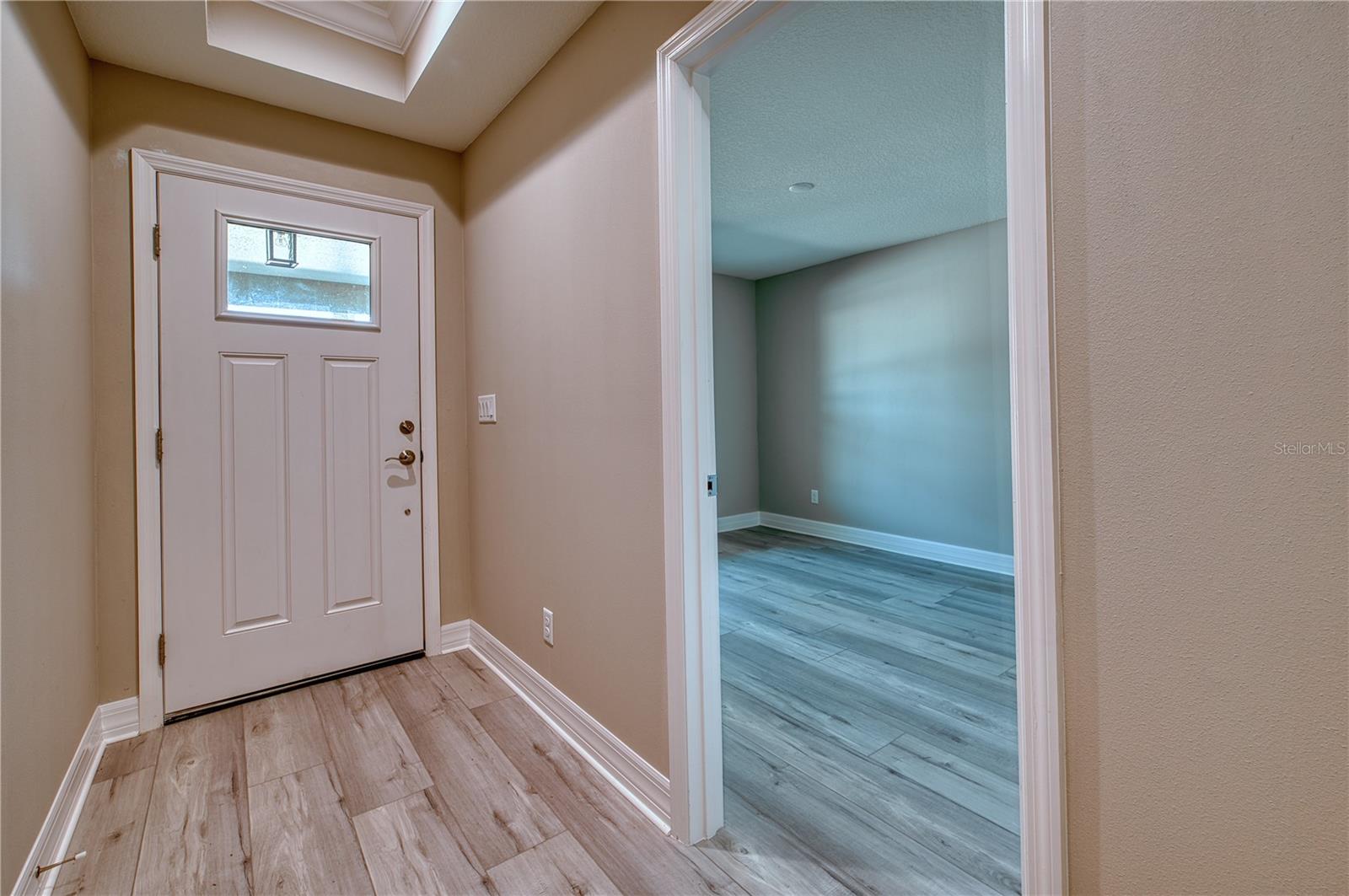 1183 CEDAR AVE — photo 3