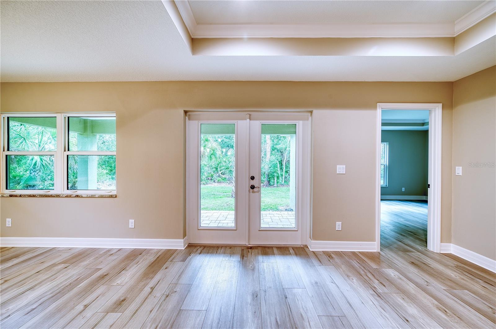 1183 CEDAR AVE — photo 13