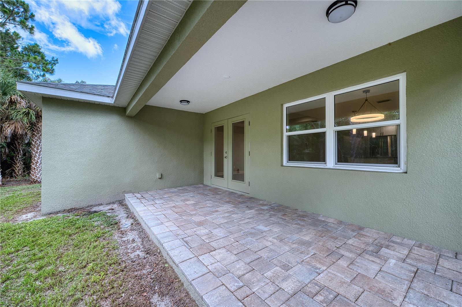 1183 CEDAR AVE — photo 15