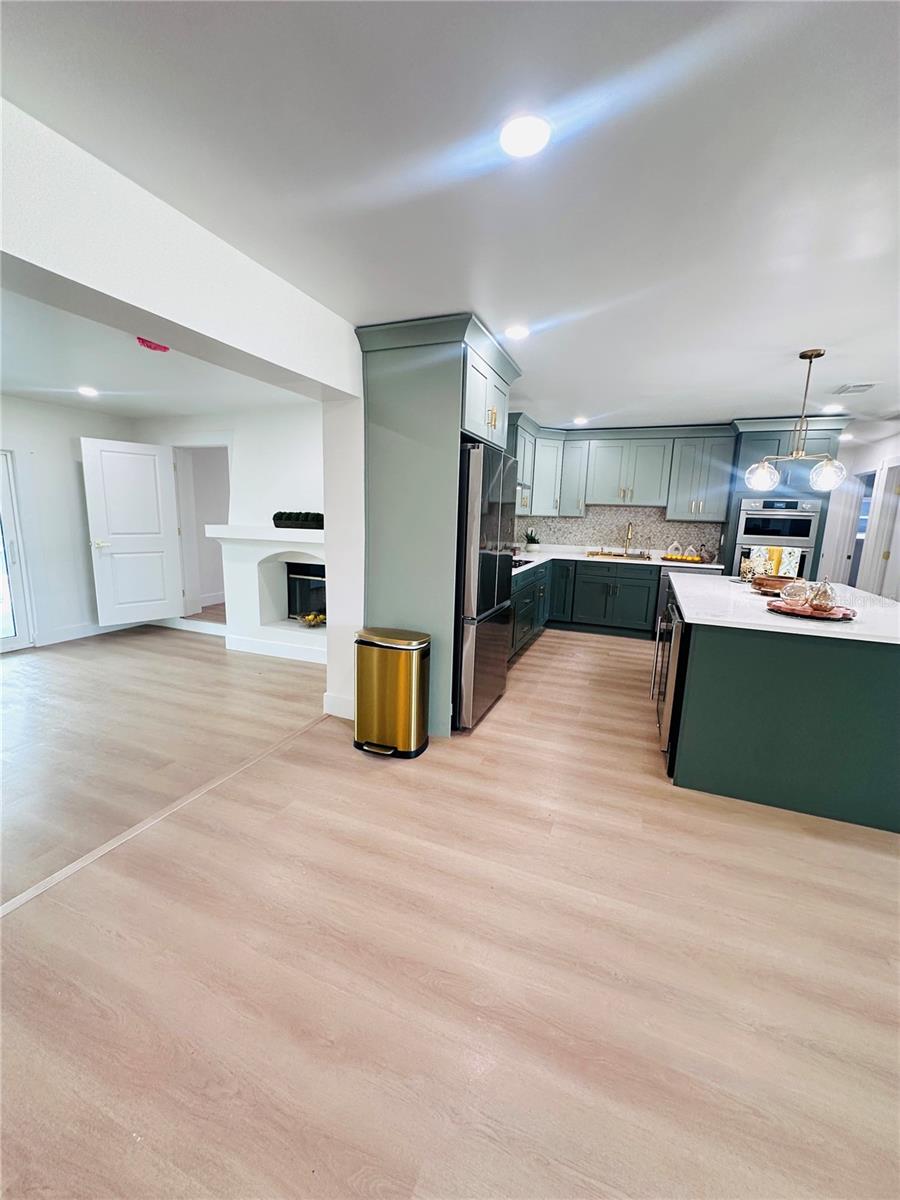9460 TREASURE LN NE — photo 24