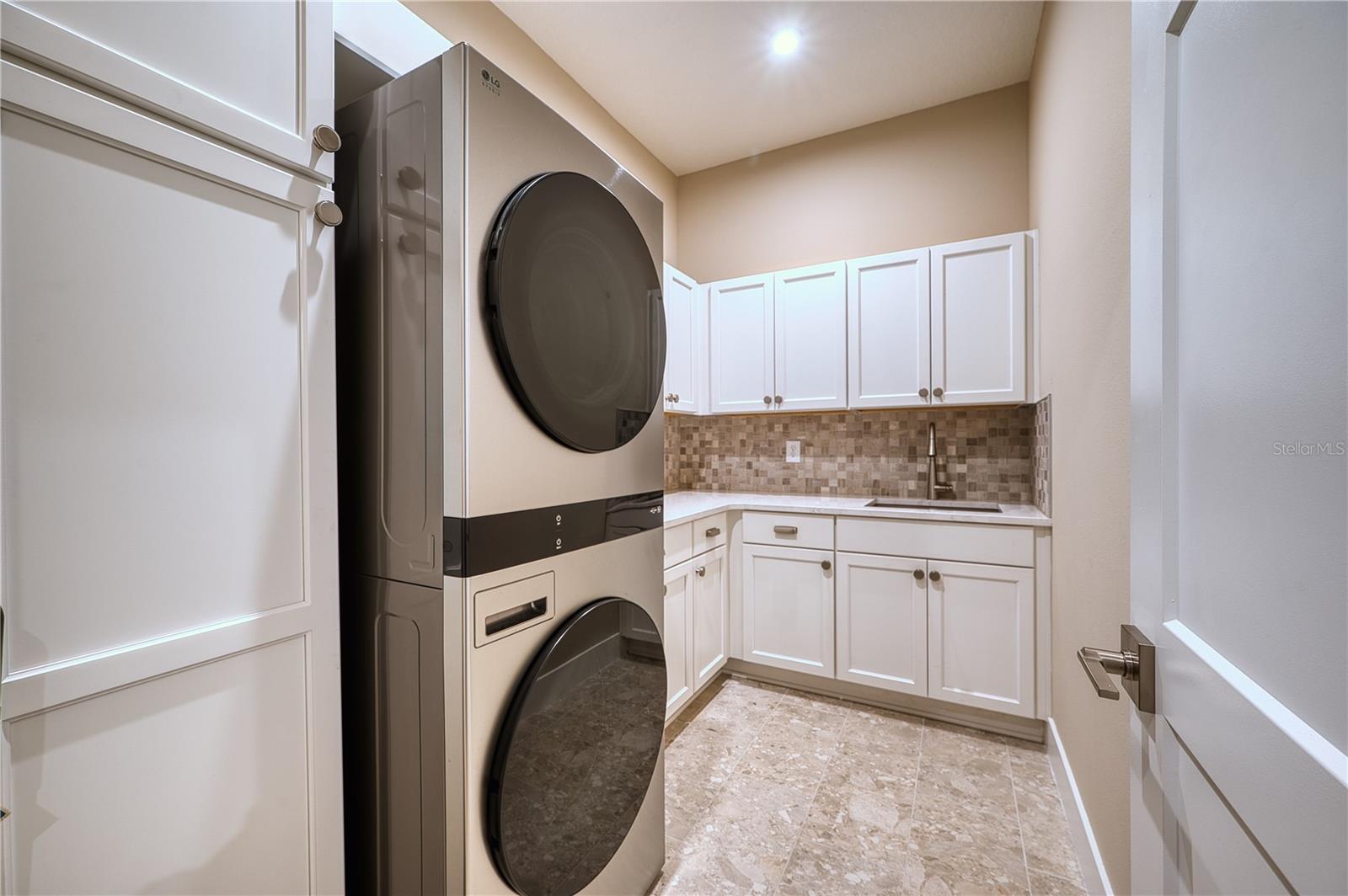 4584 CEDRON CT — photo 14