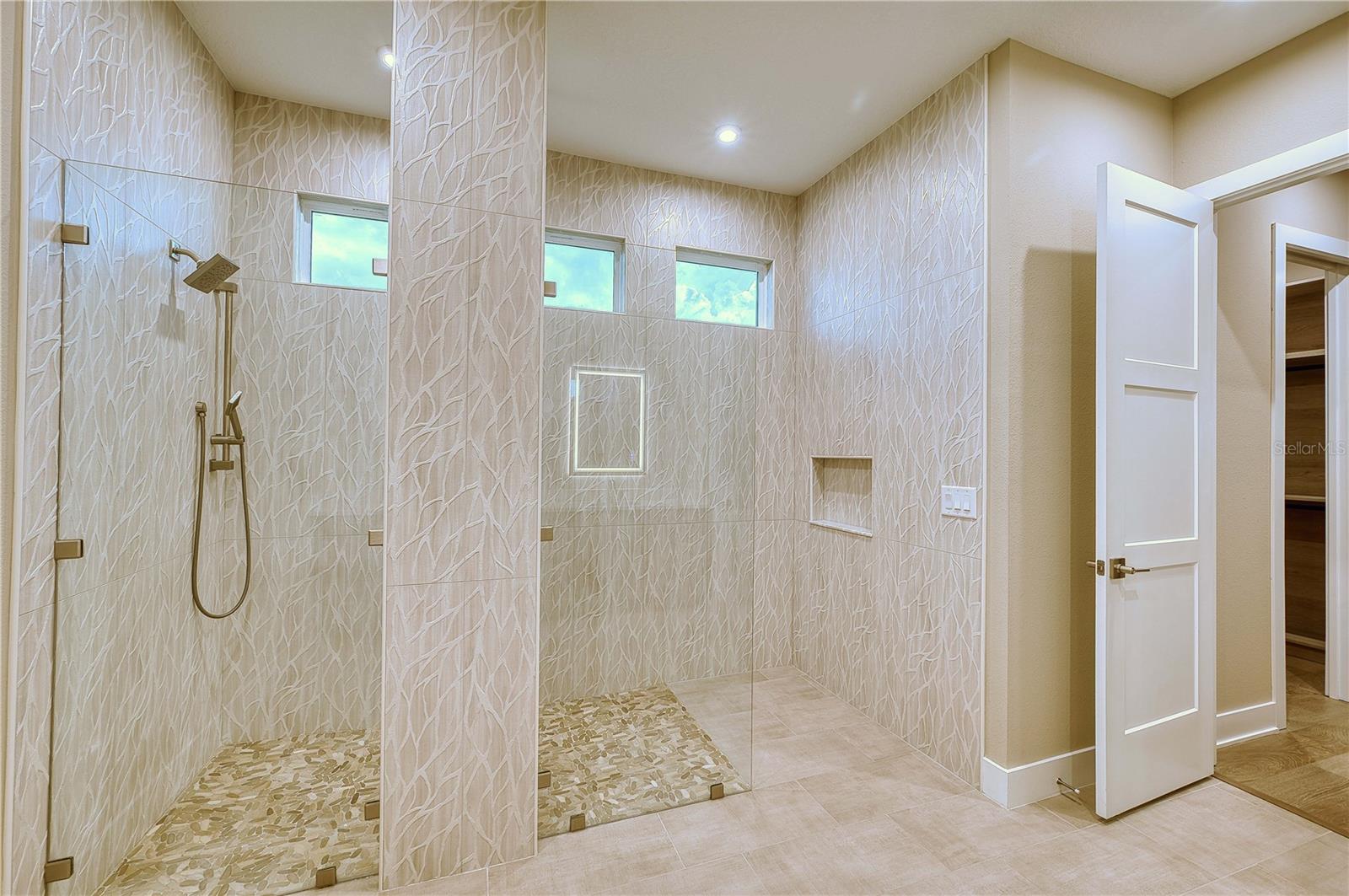 4584 CEDRON CT — photo 11
