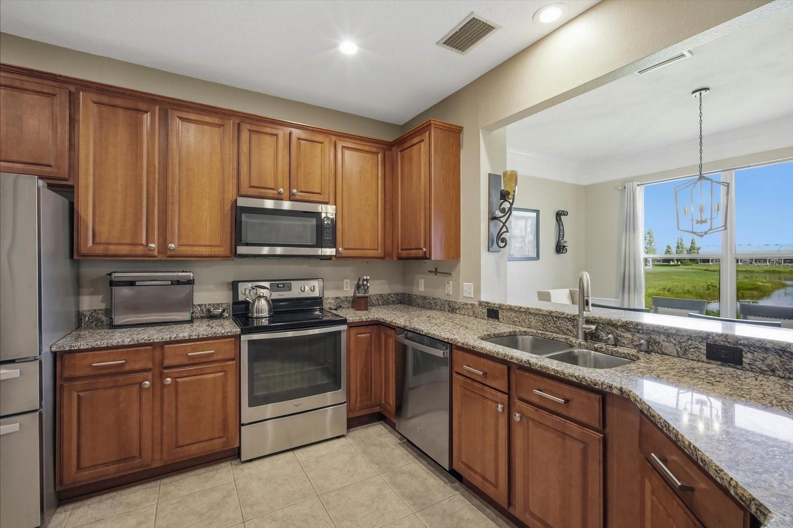 4611 POND RIDGE DR — photo 15