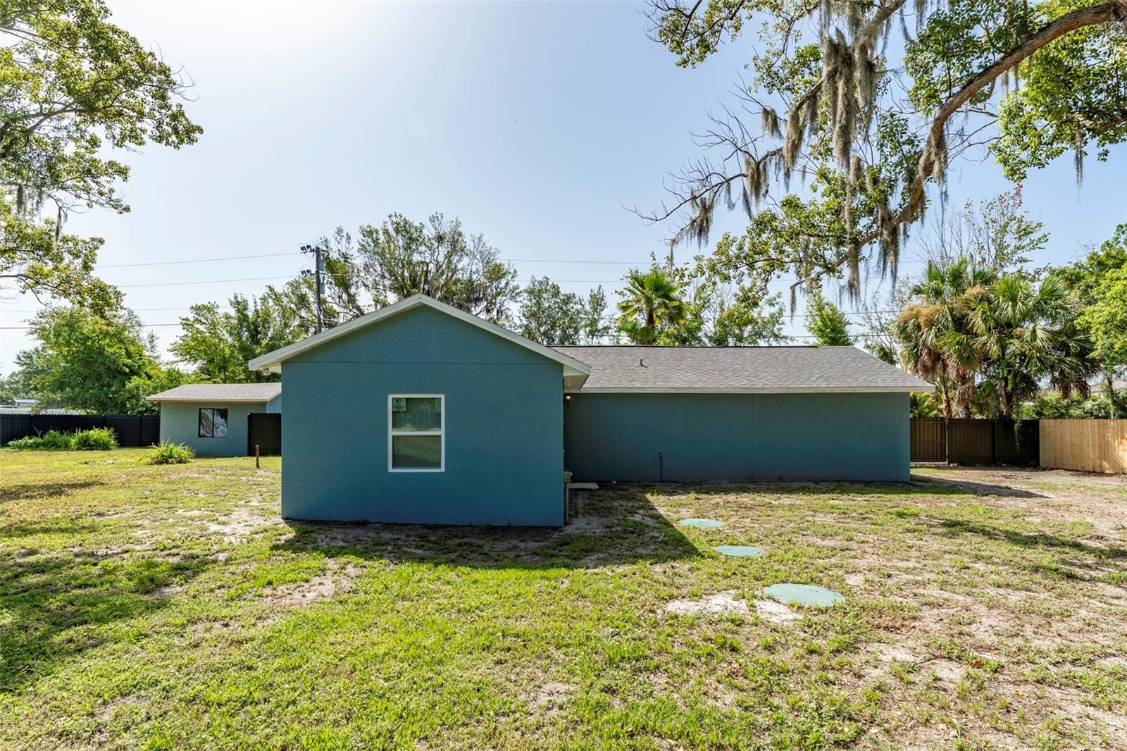 21149 LITTLE LAKE THOMAS RD — photo 31