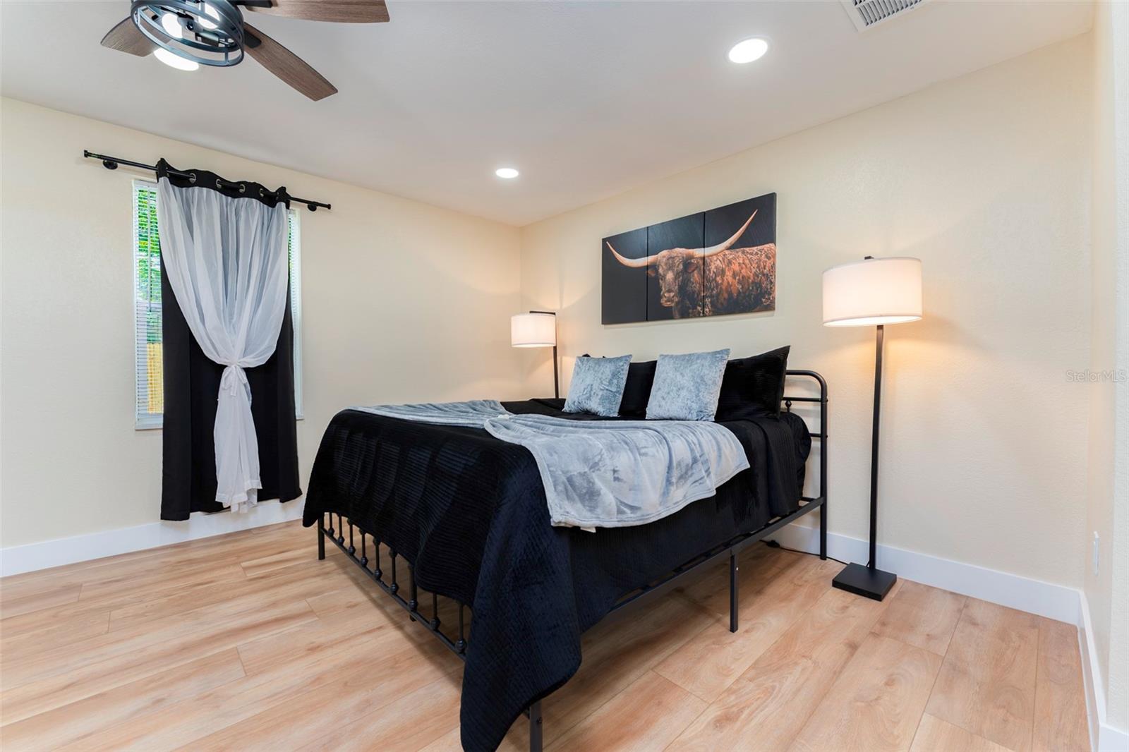 21149 LITTLE LAKE THOMAS RD — photo 19
