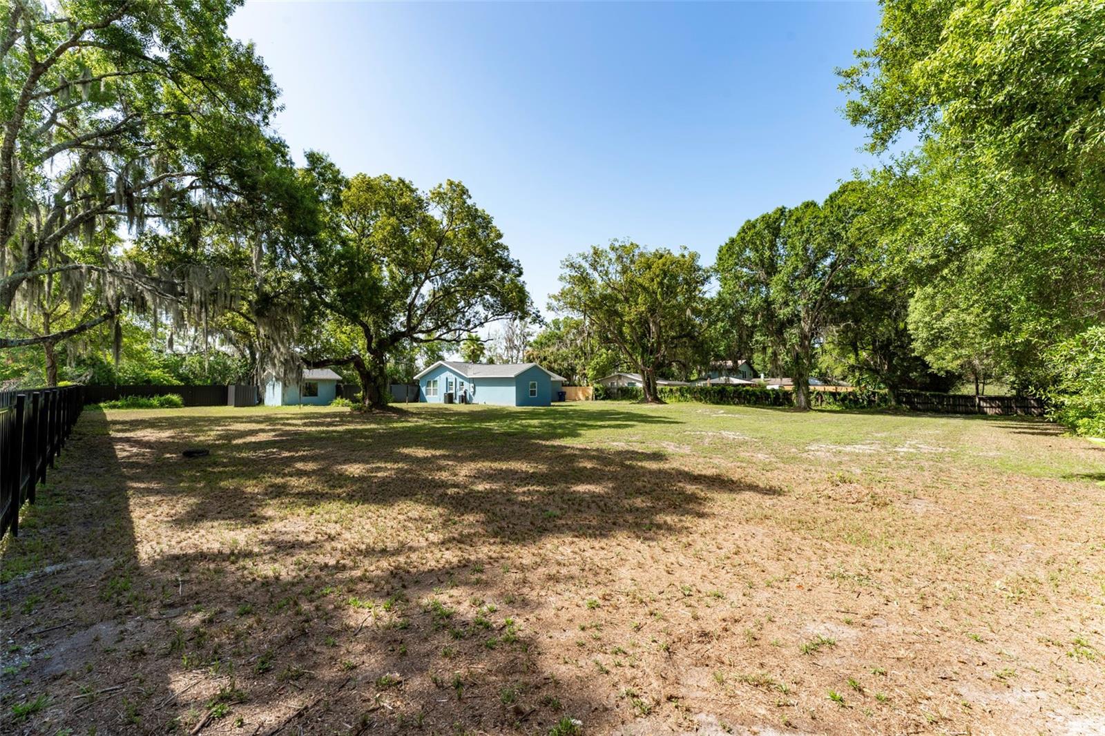 21149 LITTLE LAKE THOMAS RD — photo 34