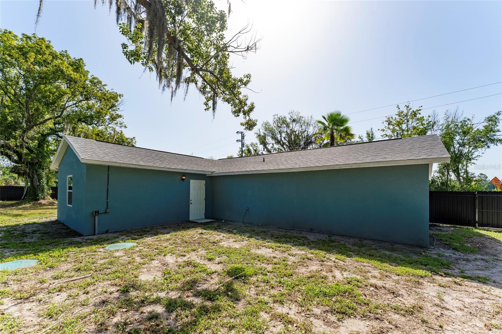 21149 LITTLE LAKE THOMAS RD — photo 29