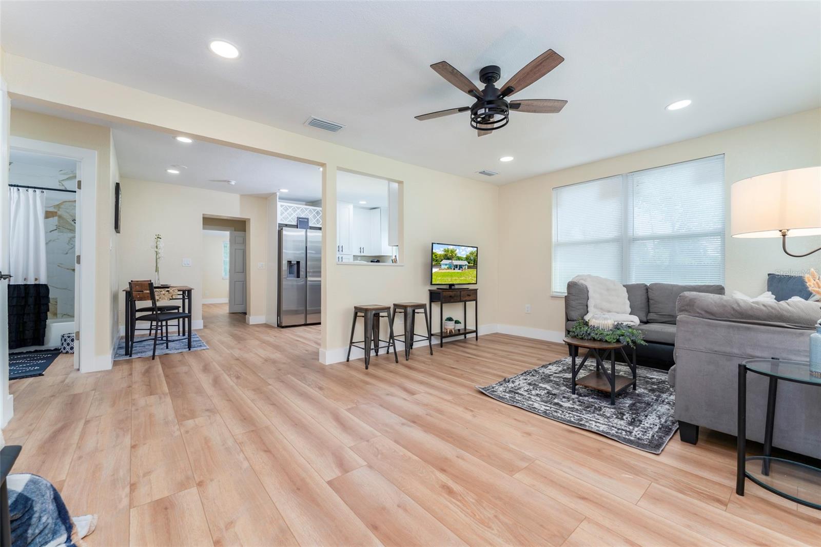 21149 LITTLE LAKE THOMAS RD — photo 18