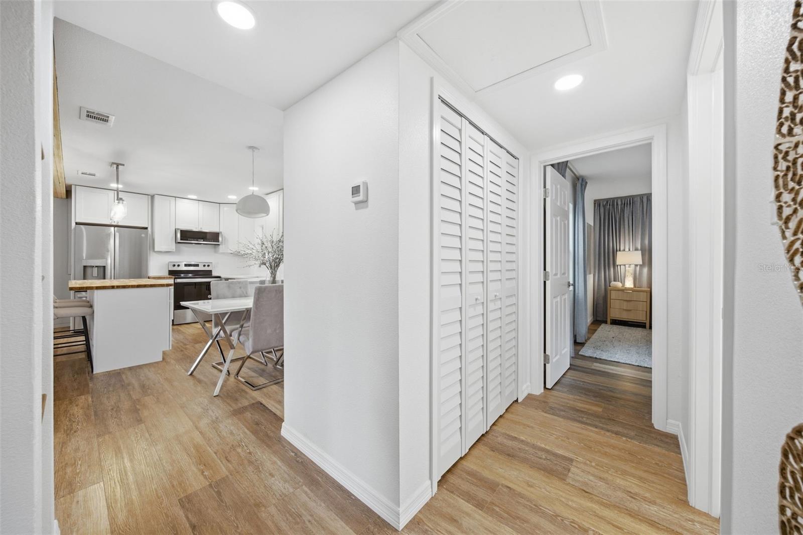 8719 N TEMPLE AVE — photo 21