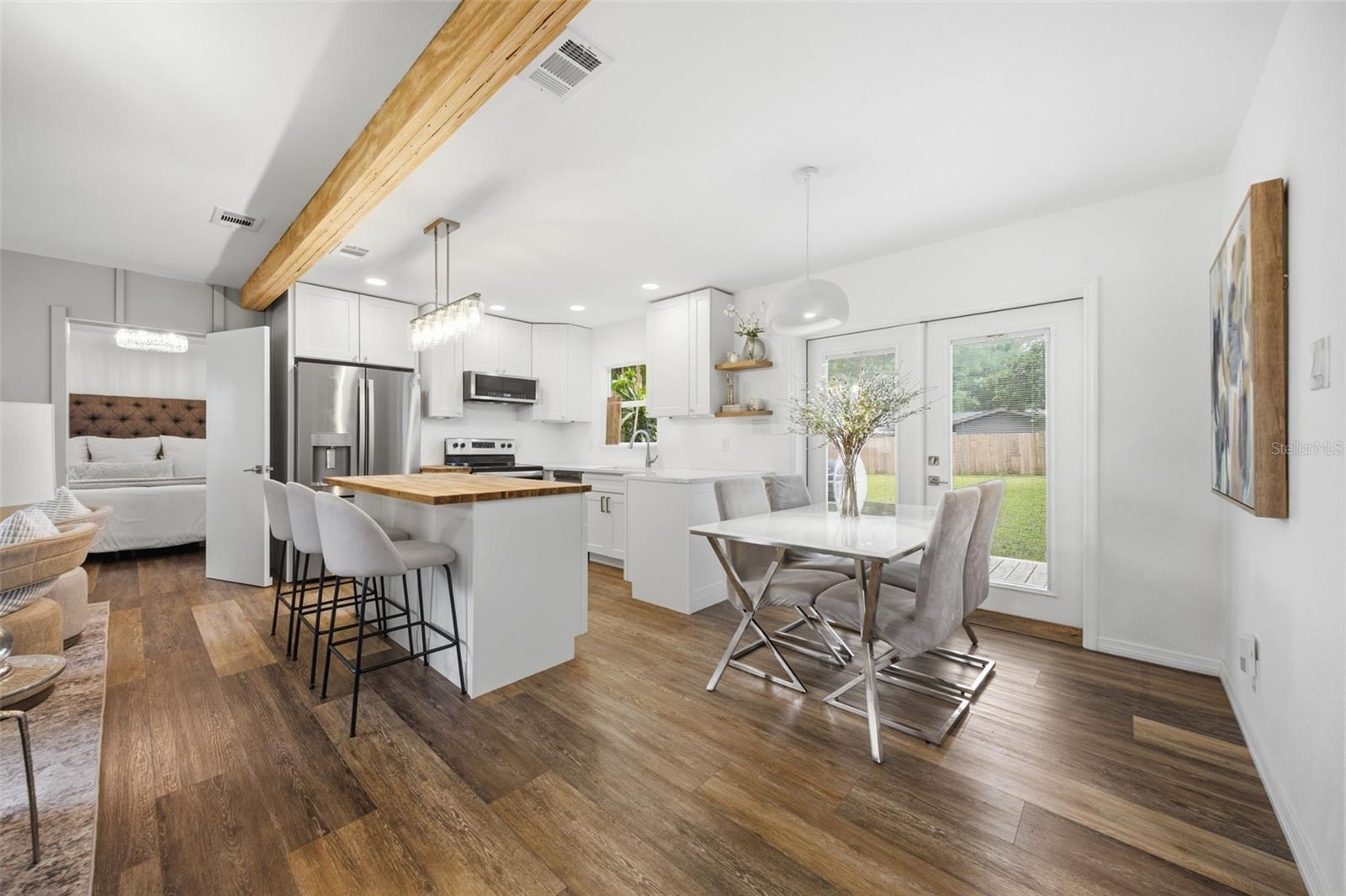 8719 N TEMPLE AVE — photo 10