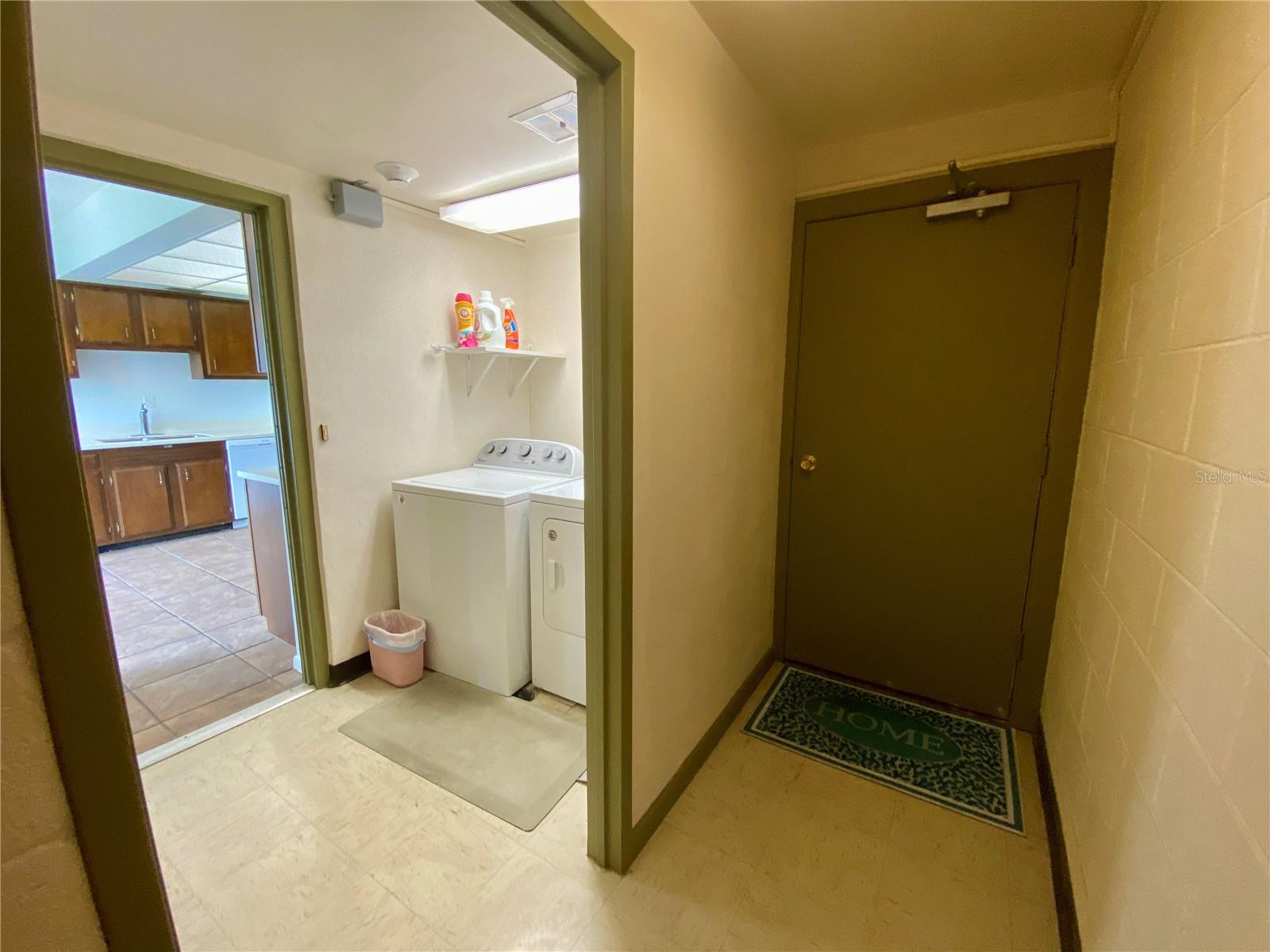 2403 S ARDSON PL #402B — photo 33