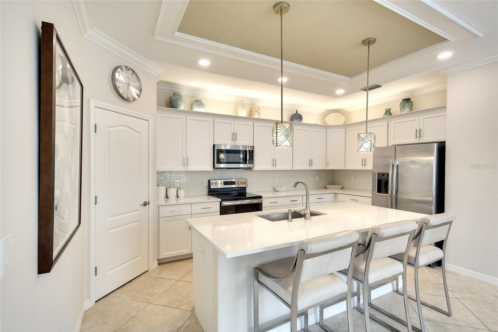 7130 QUIET CREEK DR — photo 15