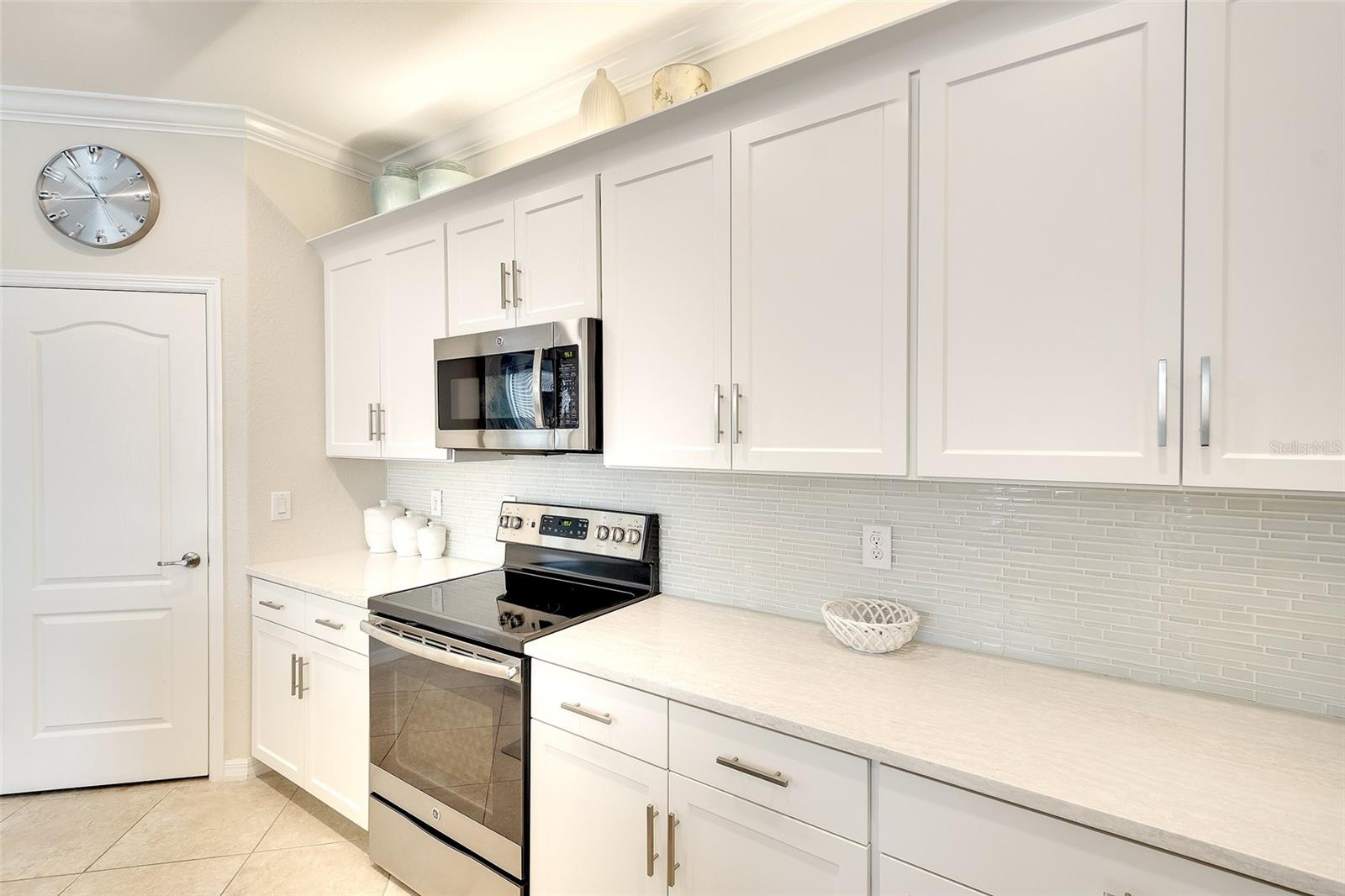 7130 QUIET CREEK DR — photo 17