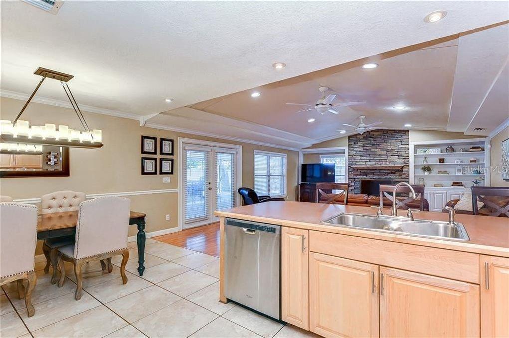 5121 ELLENDALE AVE — photo 10