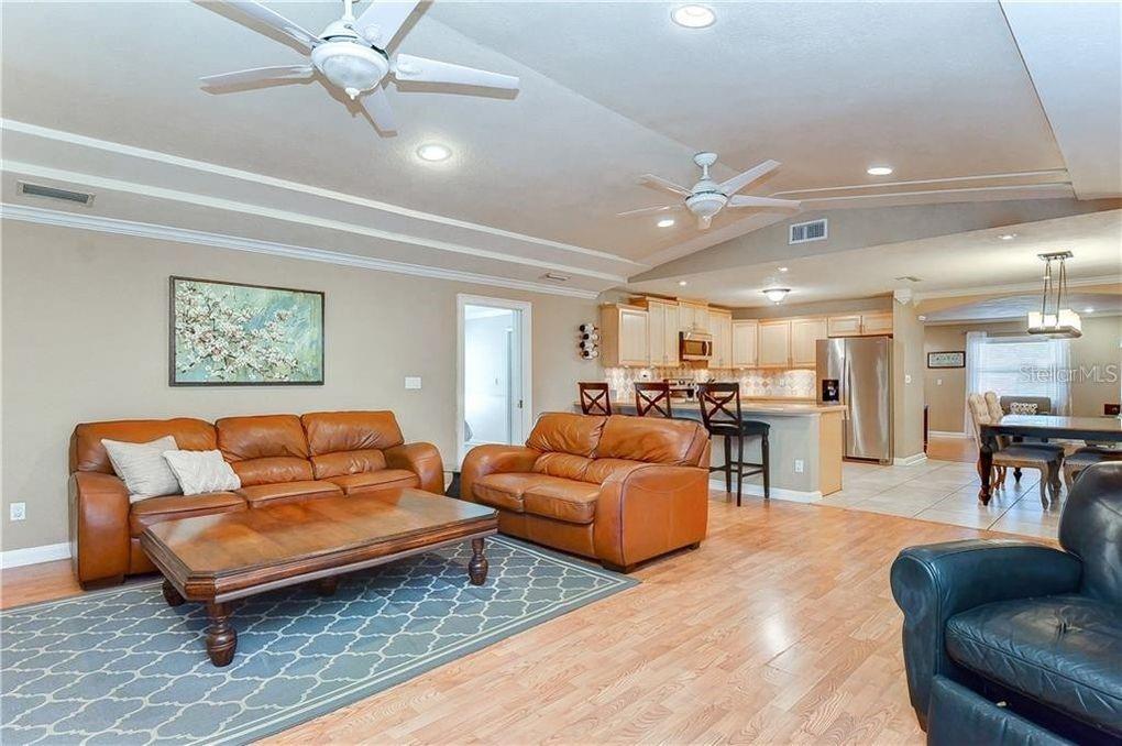 5121 ELLENDALE AVE — photo 13