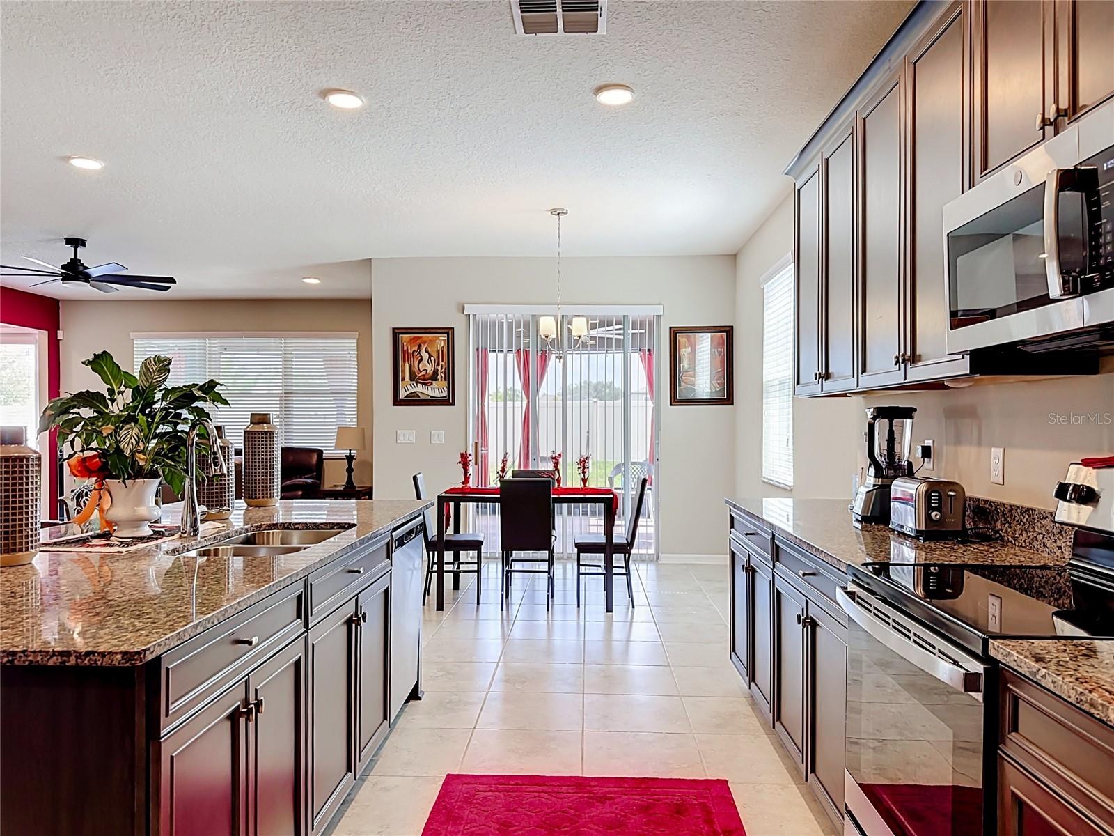 4923 EAGLE ROCK DR — photo 13