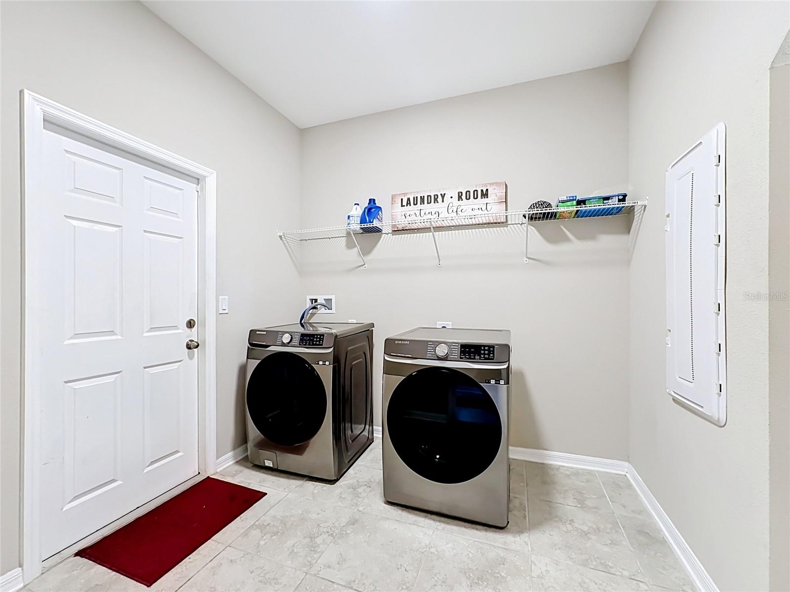 4923 EAGLE ROCK DR — photo 31