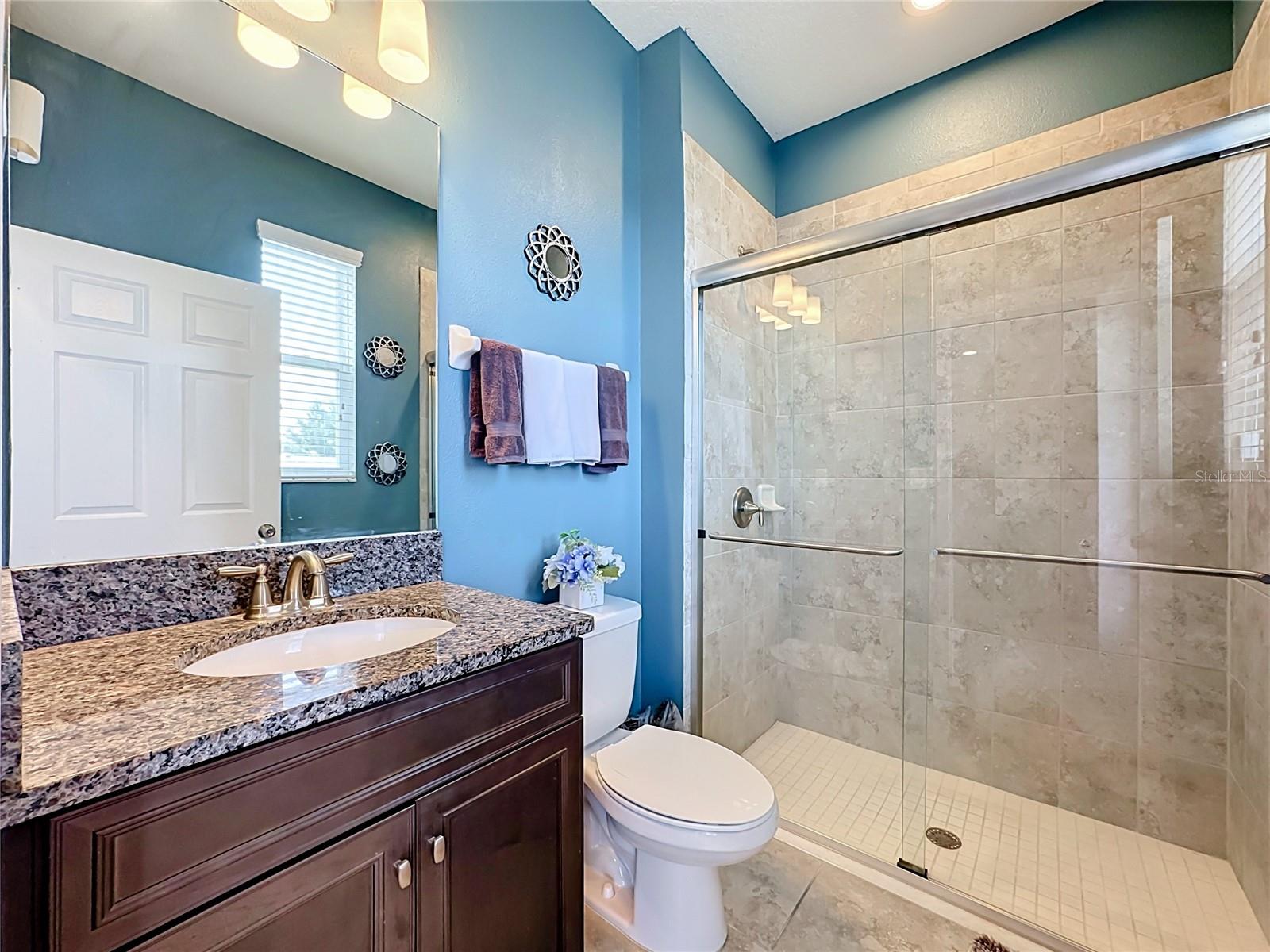 4923 EAGLE ROCK DR — photo 17