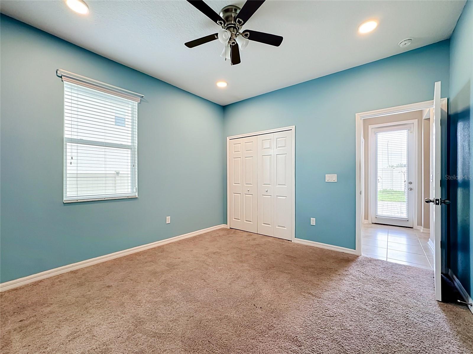 4923 EAGLE ROCK DR — photo 16