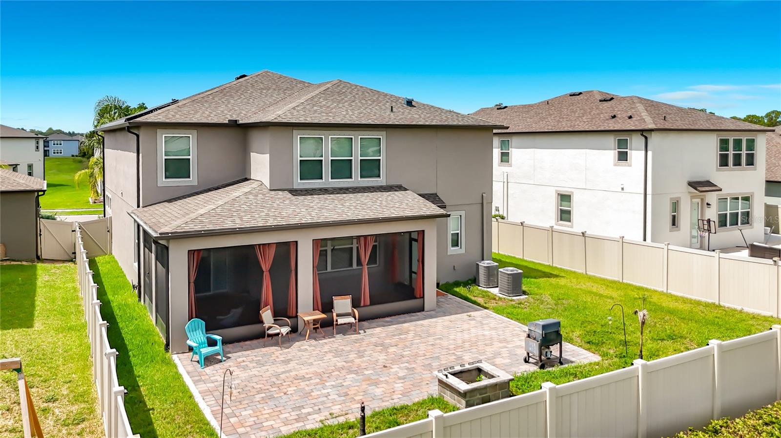 4923 EAGLE ROCK DR — photo 42
