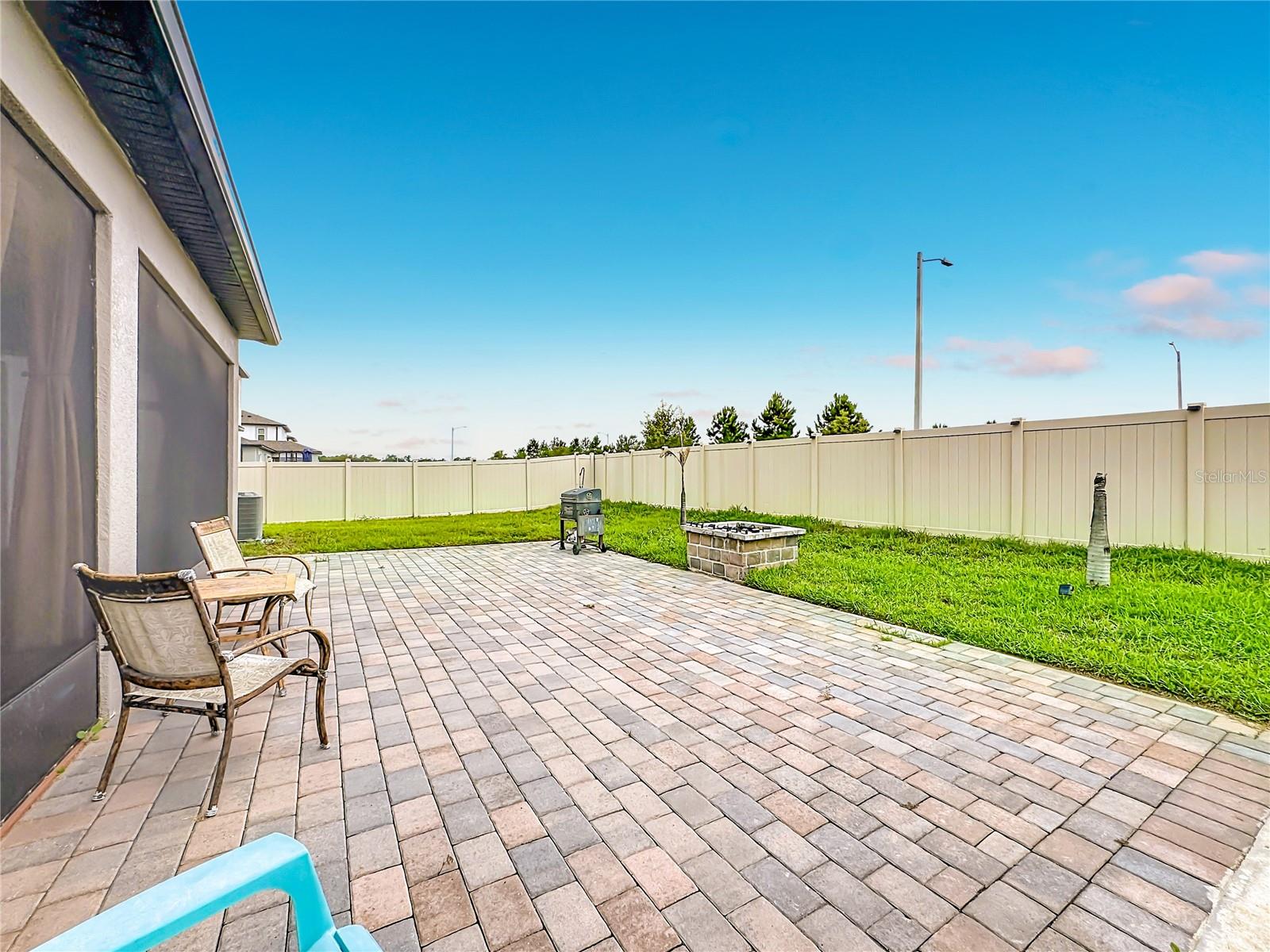4923 EAGLE ROCK DR — photo 41