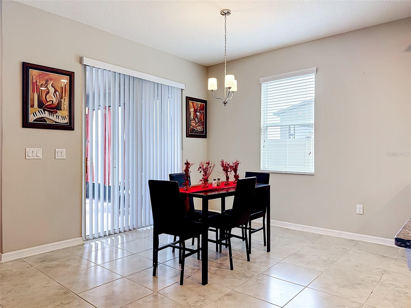 4923 EAGLE ROCK DR — photo 15