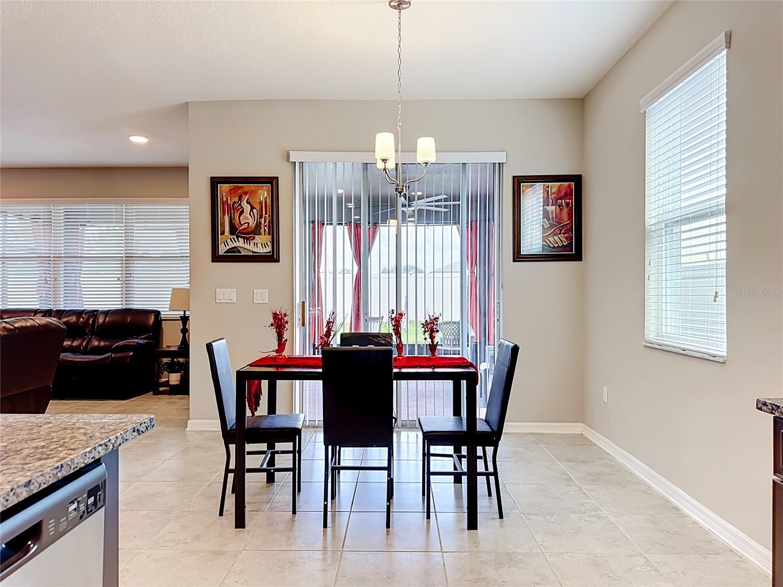 4923 EAGLE ROCK DR — photo 14