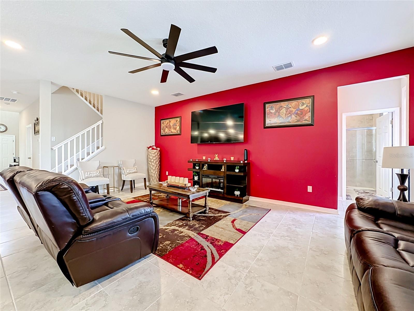 4923 EAGLE ROCK DR — photo 11