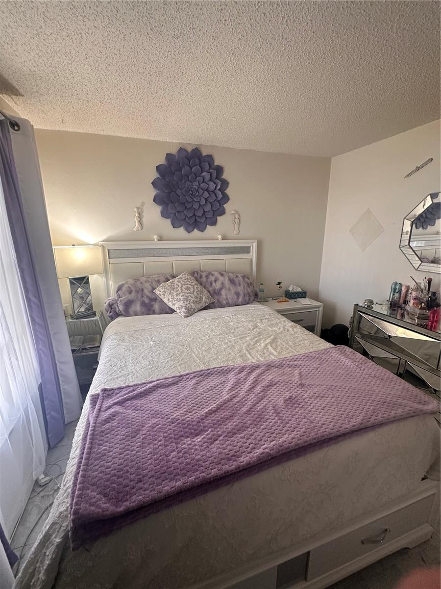 8848 OAK CIR — photo 16
