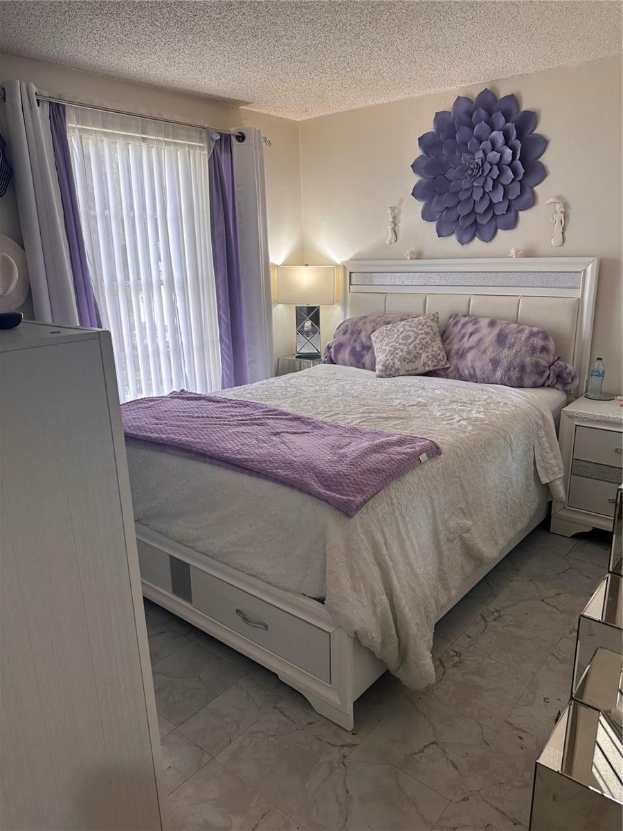 8848 OAK CIR — photo 17