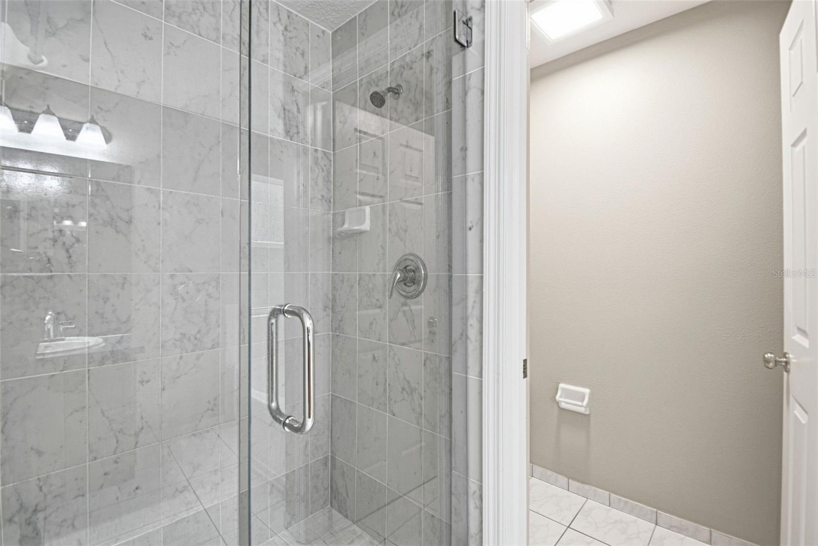 11006 SAILBROOKE DR — photo 46