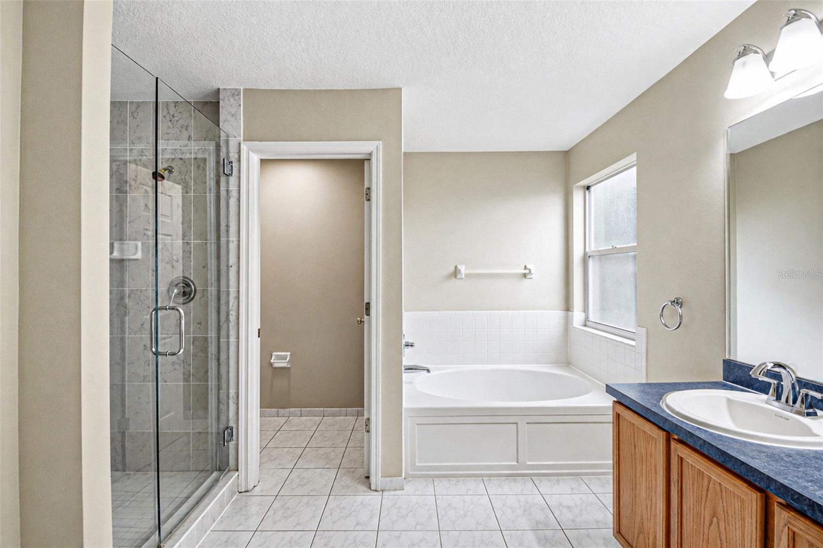 11006 SAILBROOKE DR — photo 44