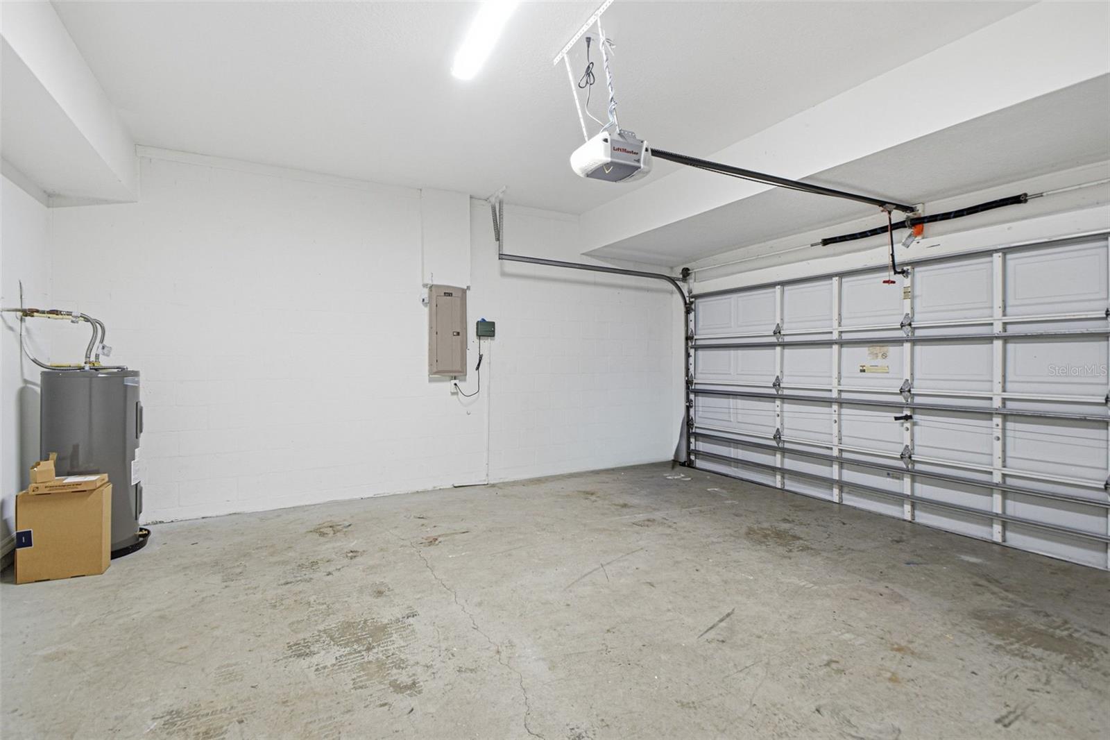 11006 SAILBROOKE DR — photo 51