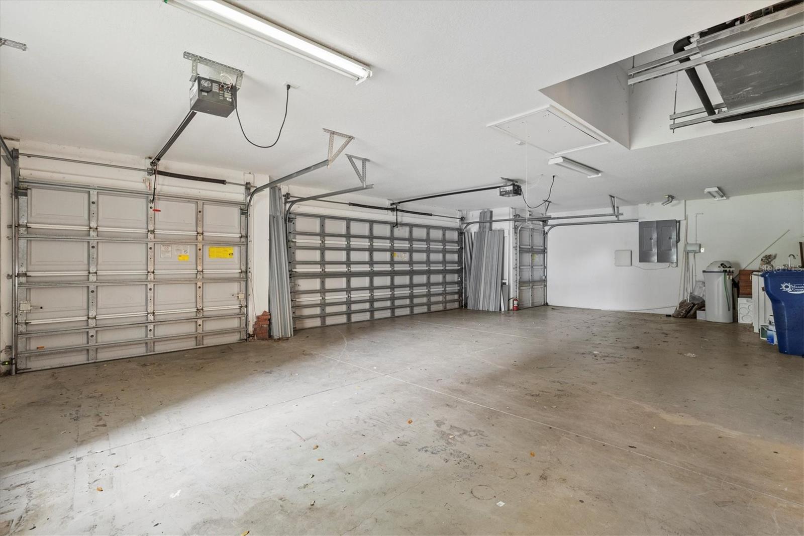10115 DAY LILY CT — photo 51