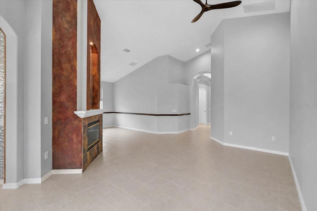 12319 LAVENDER LOOP — photo 25