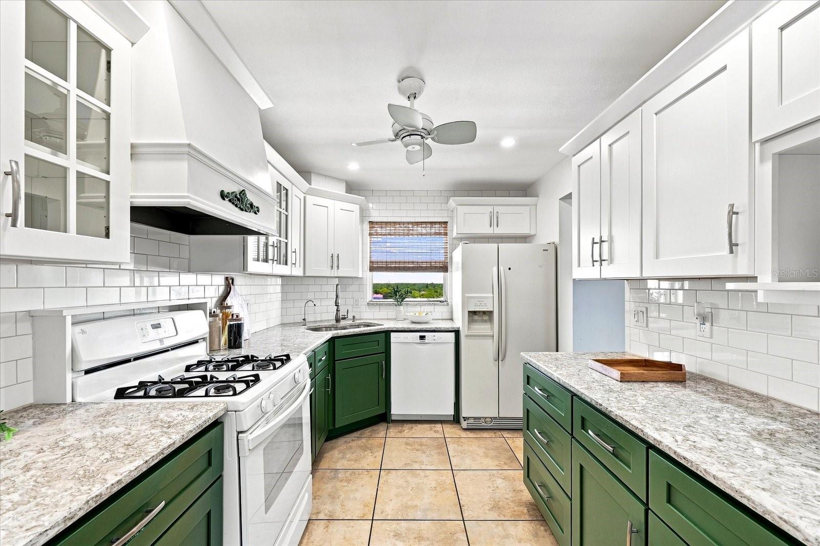 6020 SHORE BLVD S #1002 — photo 5