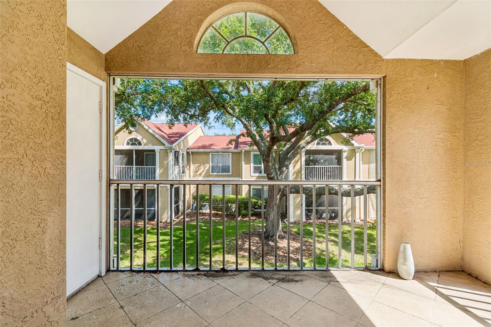 9481 HIGHLAND OAK DR #814 — photo 48