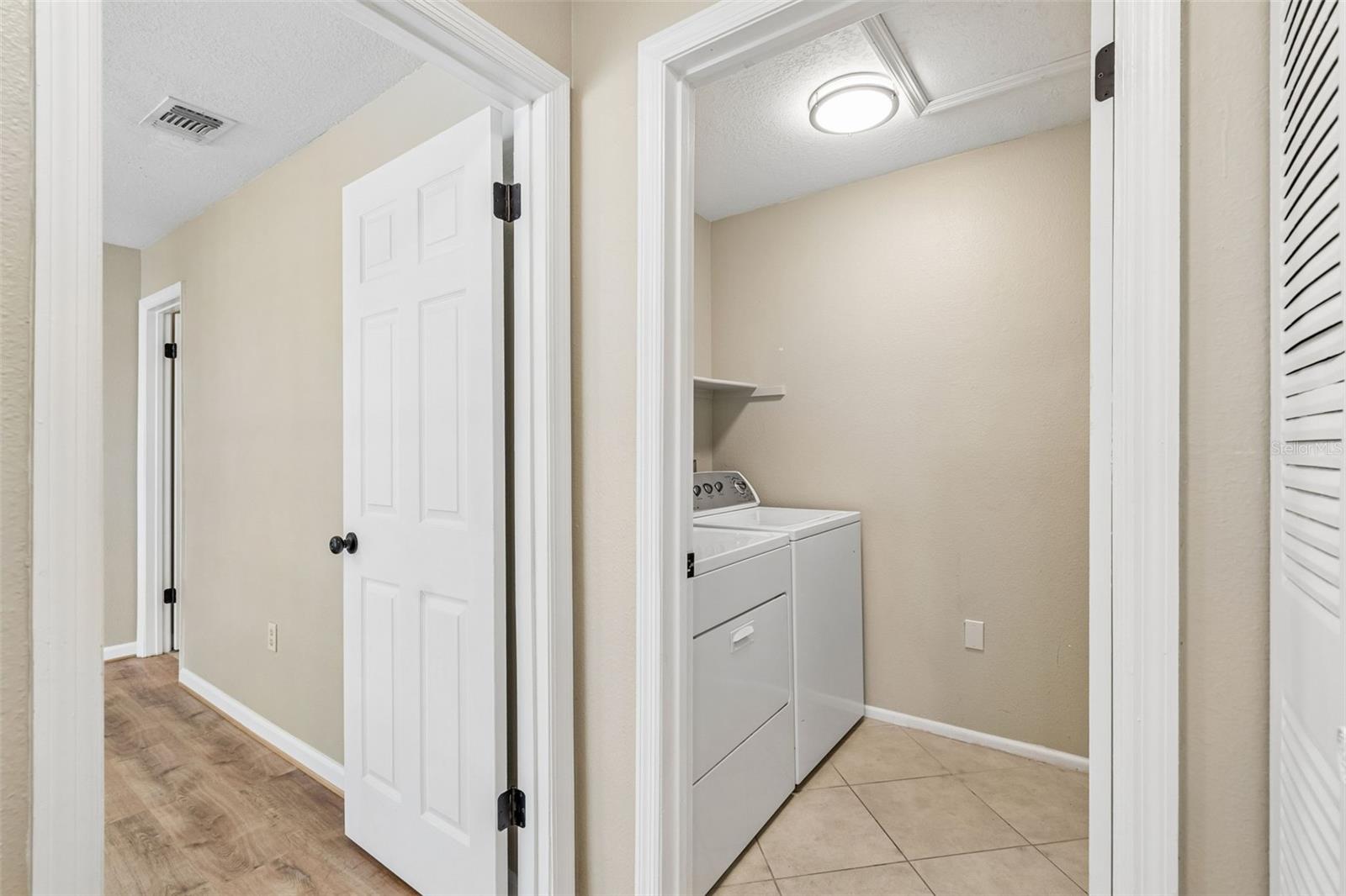 9481 HIGHLAND OAK DR #814 — photo 37