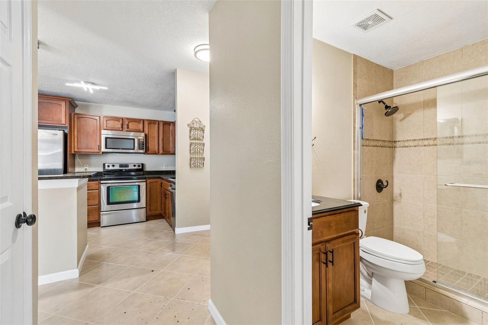 9481 HIGHLAND OAK DR #814 — photo 9