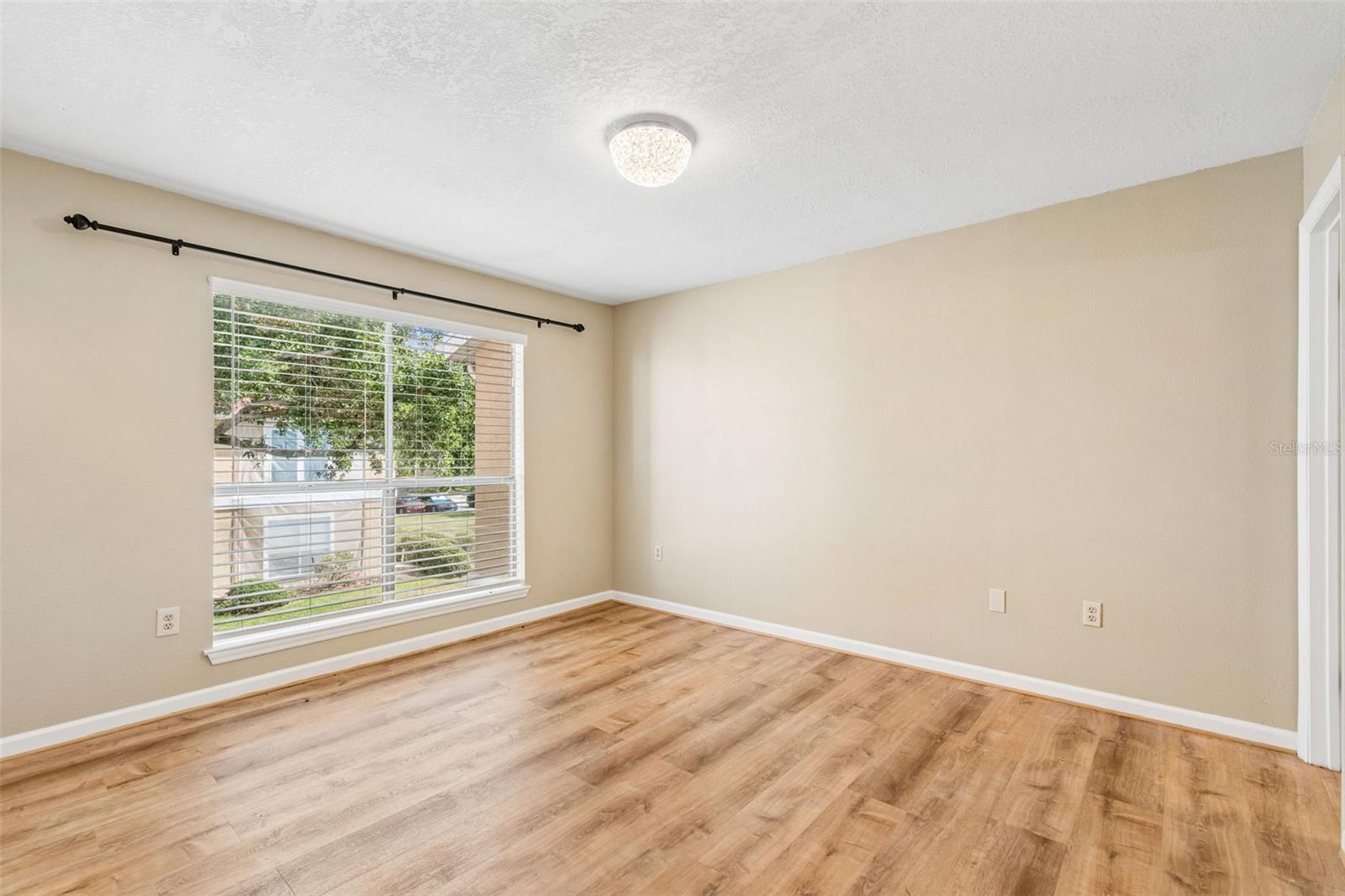 9481 HIGHLAND OAK DR #814 — photo 34