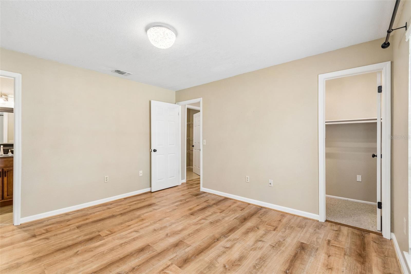 9481 HIGHLAND OAK DR #814 — photo 32